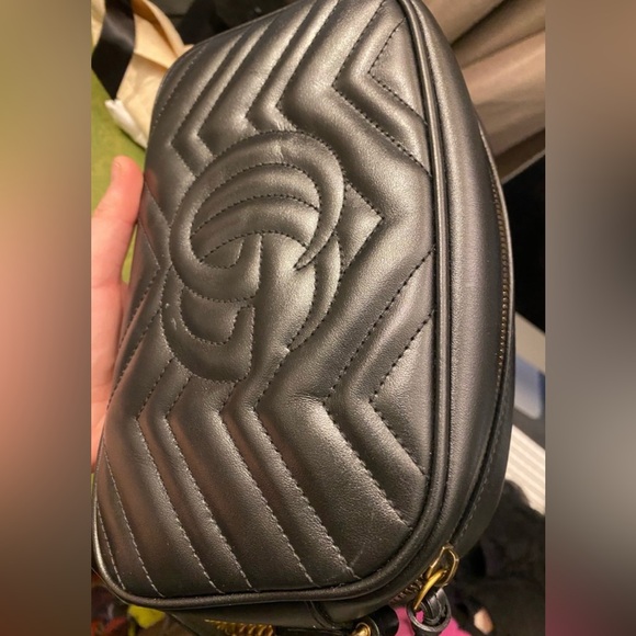 GUCCI GG MARMONT SHOULDER BAG - Picture 8 of 16